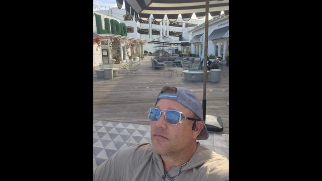 "I got 7 screens" Futures Trader. Dr. Erik. Futures prop trader. смотреть онлайн