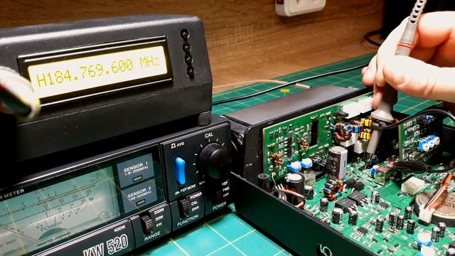 Трансивер SW2019, ремонт, ошибка при сборке и на выходе 135Мгц смотреть онлайн