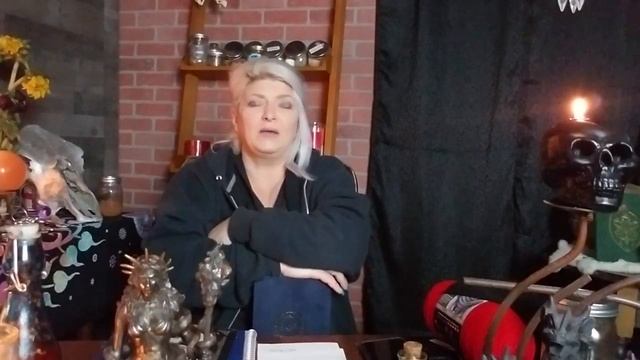 I'm back Chit Chat Up Dates смотреть онлайн