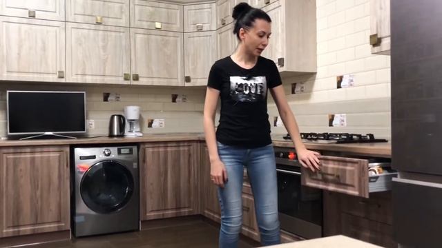 Просторная кухня на заказ Батайск смотреть онлайн
