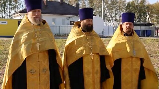 Освящение креста на кладбище смотреть онлайн