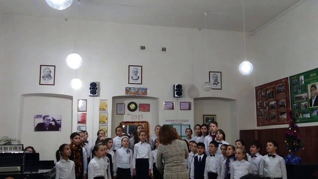 Средний хор. смотреть онлайн