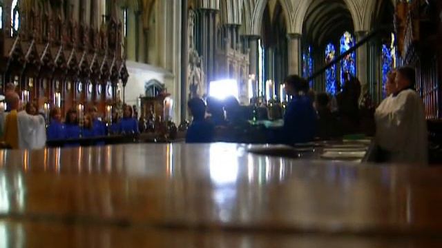 Choir in Salisbury Cathedral смотреть онлайн