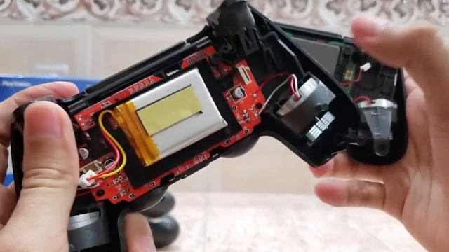ASI ES POR DENTRO un mando DUALSHOCK 4 GENÉRICO de PS4 😱😱 смотреть онлайн