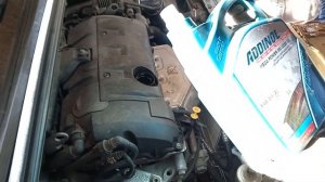 Замена моторного масла Peugeot 308 ( рестайлинг )