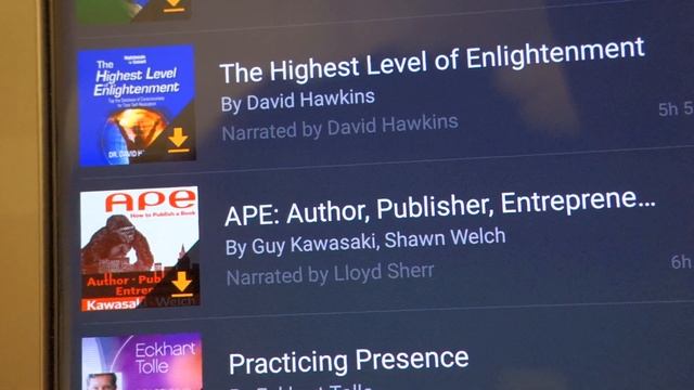 Top 100 Books & AudioBooks Review | Listening to While Cleaning Windows смотреть онлайн