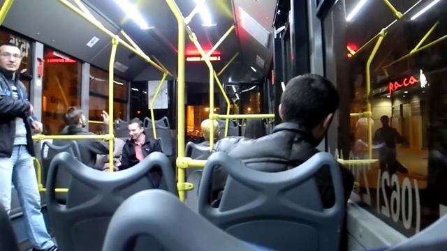 Дежурный диско-троллейбус на Университетской в Донецке смотреть онлайн