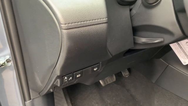 2023 Corolla Cross LE - Walk Around смотреть онлайн