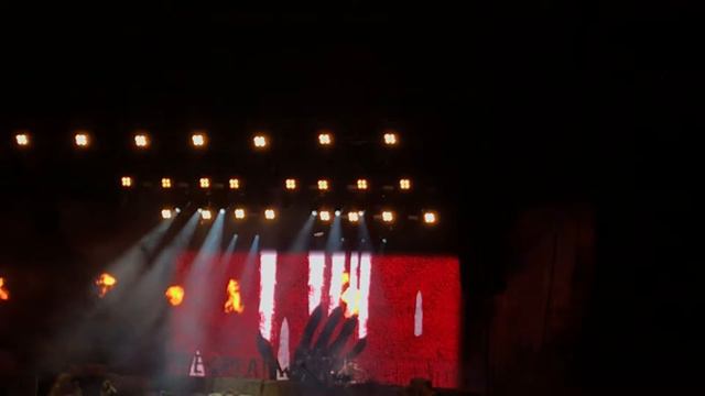 Sabaton - Night Witches [Live in Moscow 2020] смотреть онлайн