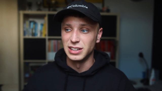 We Threw a Party for YouTubers (Police Called) смотреть онлайн