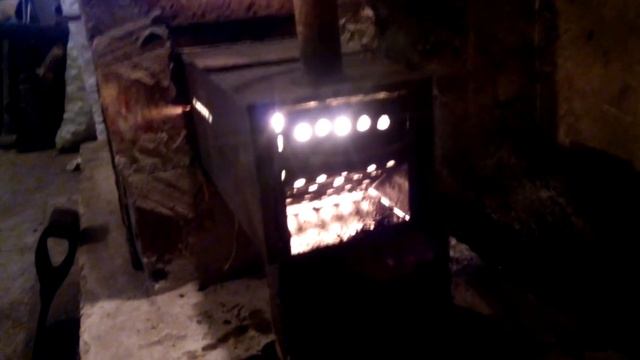 Отопитель из кирпича. Делаем в гараже. Запуск. смотреть онлайн