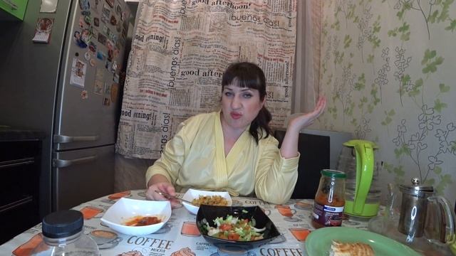 VLOG #мукбанг вечерний/жареная картошечка и салат/что произошло смотреть онлайн
