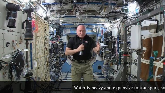 Astronaut Scott Kelly: One Year In Space смотреть онлайн