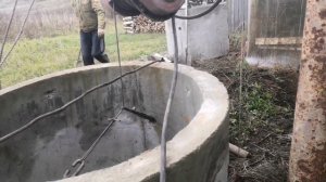 Замена сруба колодца на бетонные Кольца часть 1