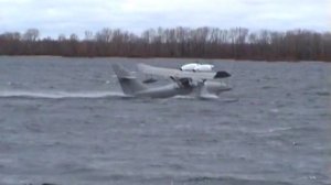 Взлёт с воды гидросамолёта-амфибии Че-29.