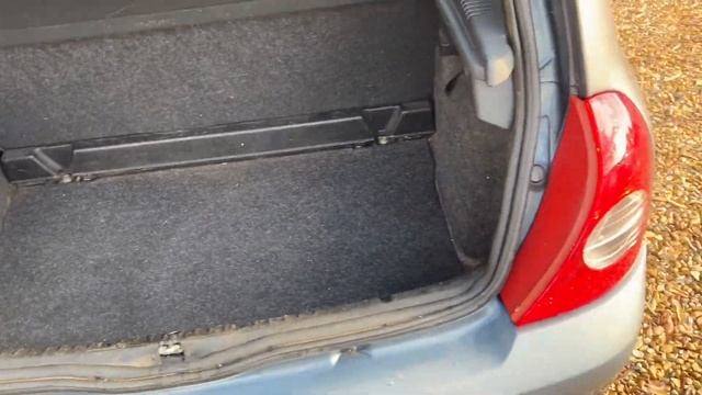 2006 RENAULT CLIO 1.1 CAMPUS SPORT 16V 3d 75 BHP, 1 X OWNER FROM NEW смотреть онлайн