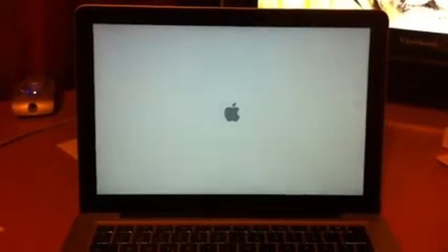 Apple MacBook Pro (late 2011) Nach Einbau Einer Samsung 830 Series MZ-7PC256B SSD