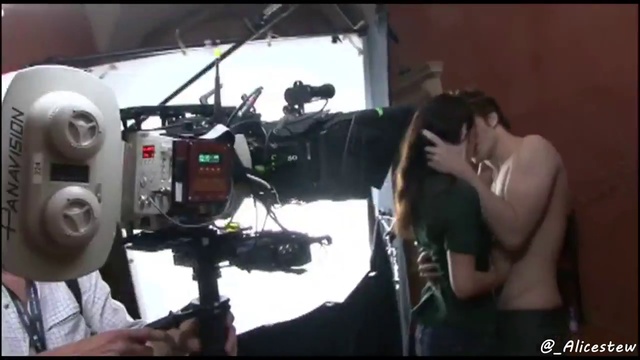 сумерки моменты смотреть онлайн