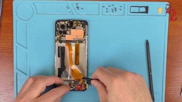 VIVO V20 //РАЗБОР смартфона обзор ИЗНУТРИ + Микроскоп смотреть онлайн