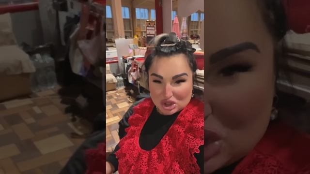 Я думала он мне предложение делает? смотреть онлайн