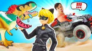 Динозавр испугал машины KOO! Зовем Супер Кота на помощь! Видео про машинки и супергероев для детей