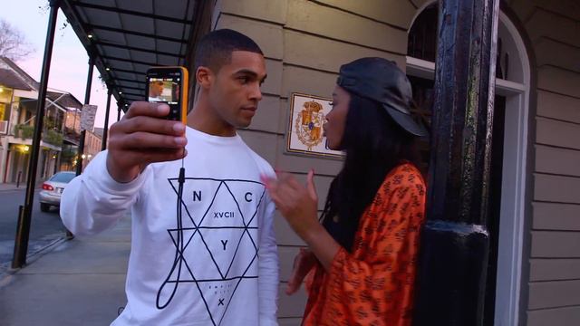 Ghost Tours With Keke & Lucien | Season 1 | SCREAM QUEENS смотреть онлайн