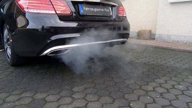 Mercedes Benz E 500 Coupe Sound Exhaust смотреть онлайн