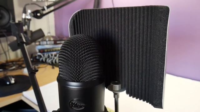 Sterling UMS Mini Microphone Acoustic Shield смотреть онлайн