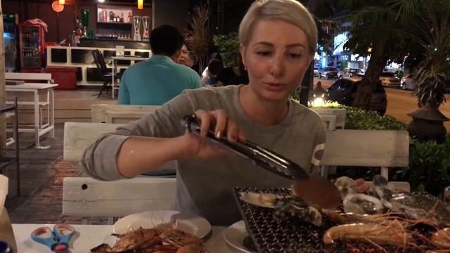 VLOG/ВЛОГ: Мечехвост. Буфет морепродуктов. Паттайя. Тайланд. смотреть онлайн