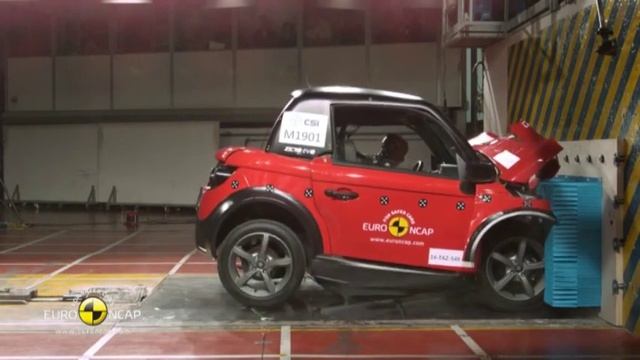Tazzari ZERO Euro NCAP Crash Test смотреть онлайн