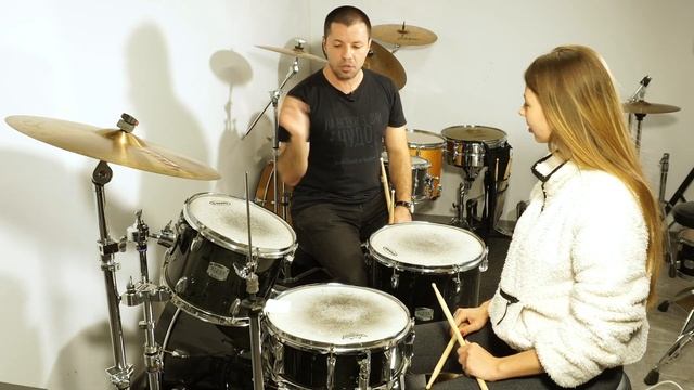 KAK СЕ СВИРИ В НАЧАЛОТО