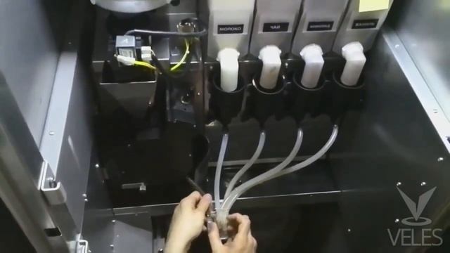 Установка воронок и кофегруппы после промывки на кофейном автомате смотреть онлайн