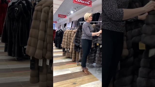 NEW COLLECTION 21/22 Продолжаем знакомить с роскошной коллекцией шуб из меха соболь. смотреть онлайн