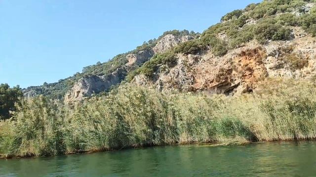 ??Путешествие по реке Дальян / посетили грязевую ферму / ликийские гробницы смотреть онлайн