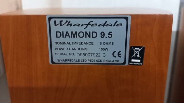 Wharfedale Diamond 9.5 Tower Speaker..
