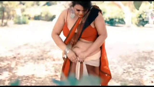 Saree Sundari ll Bangladeshi model.saree o naari sundari.new album video смотреть онлайн