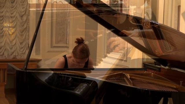 Varvara Nepomnyashaya - Medtner, Sonata-Reminiscenza смотреть онлайн
