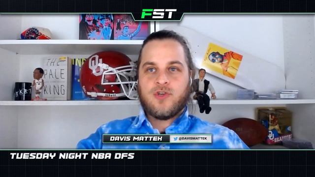 MNF Fantasy Standouts, Tuesday's NBA DFS Slate Preview | Fantasy Sports Today, 12/27/22 смотреть онлайн