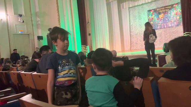 Актобе. Дом Металлургов. Наш выходной. Кафе смотреть онлайн