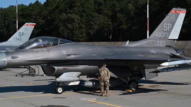 F-16 Fighting Falcon Aircraft Take Off and Landing at Poland U.S. Air Force смотреть онлайн