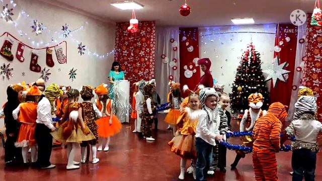 новогодняя игра "Волшебный обруч" смотреть онлайн