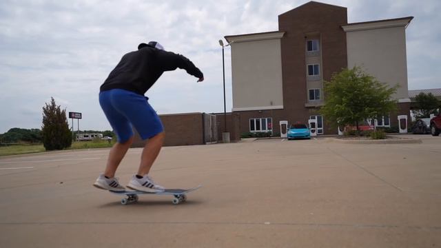 Popped My Tire Going 145MPH :/ смотреть онлайн