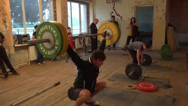 Хусейн Хабиев стал мастером спорта по тяжелой атлетике смотреть онлайн