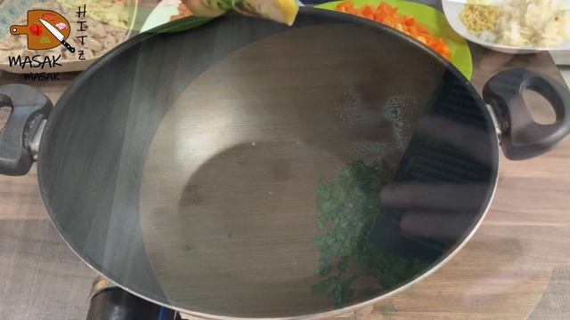 Sop Merah Kualitas Restoran. Red Soup. Tomato Soup