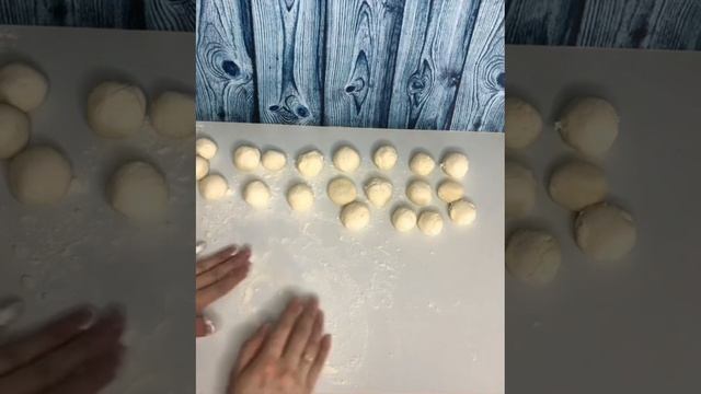 СЫРНИКИ ИЗ ТВОРОГА? смотреть онлайн