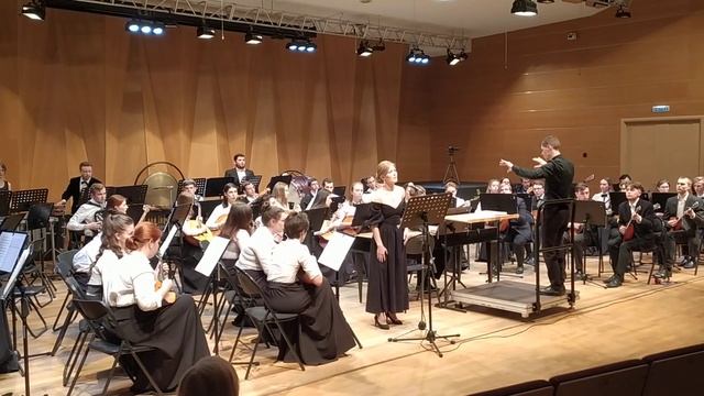 Danze, из бразильской бахианы №5, Heitor Villa-Lobos. Дарина Сажина и оркестр нар. инстр. ПГК смотреть онлайн