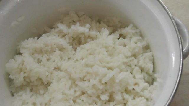 Салат из печени трески с рисом и яйцом смотреть онлайн