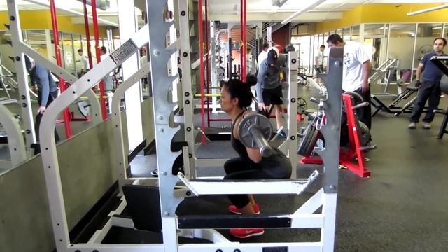Squat avec barre смотреть онлайн