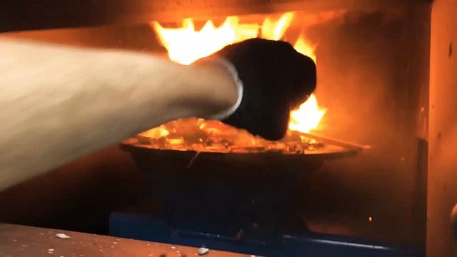 Розжиг котла отопления. Запуск автоматического котла. Котёл со шнеком смотреть онлайн