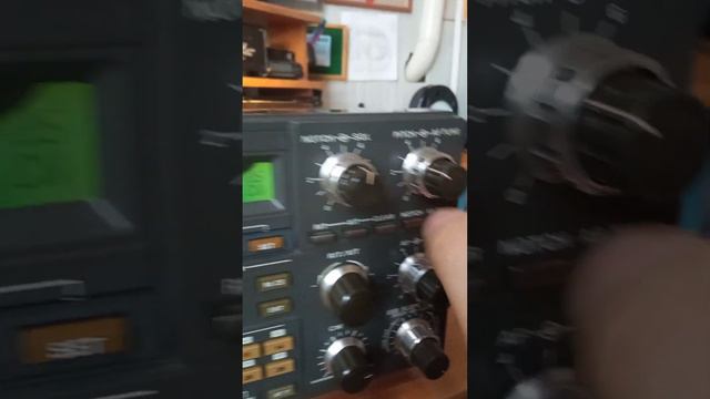 Обзор Kenwood TS-940S от R4DI смотреть онлайн